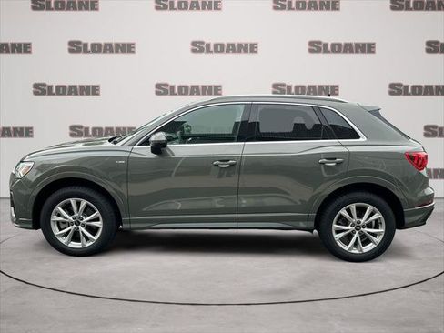 Certified 2025 Audi Q3 2.0T Premium AWD/4WD image 2