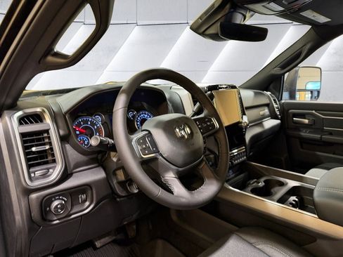 New 2026 RAM 2500 Big Horn AWD/4WD image 9