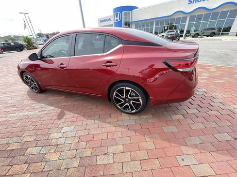 Used 2024 Nissan Sentra SV FWD image 30