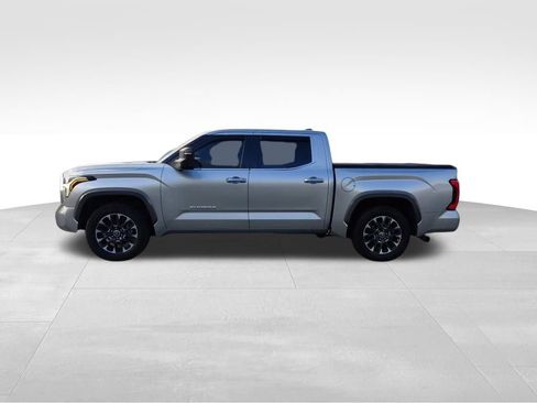 Used 2022 Toyota Tundra Limited image 7