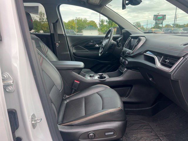 Used 2023 GMC Terrain AT4 w/ LPO, Floor Liner Package AWD/4WD image 23