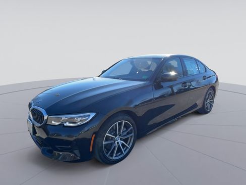 Used 2022 BMW 330i xDrive Sedan w/ Premium Package 2 AWD/4WD image 4