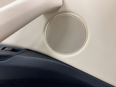 Used 2019 BMW X3 sDrive30i w/ Premium Package image 21