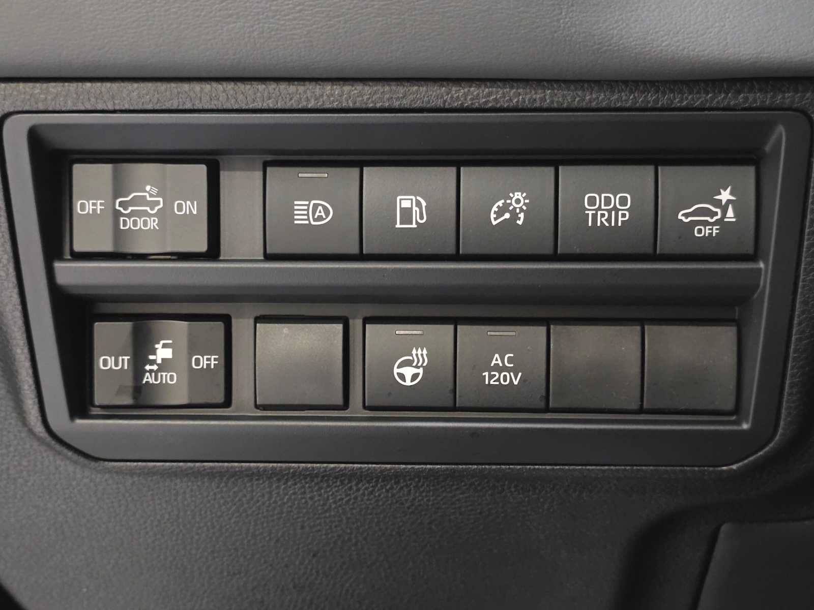 New 2026 Toyota Tundra Capstone AWD/4WD image 18