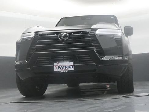 Used 2024 Lexus GX 550 w/ Accessory Package (Z1) AWD/4WD image 48