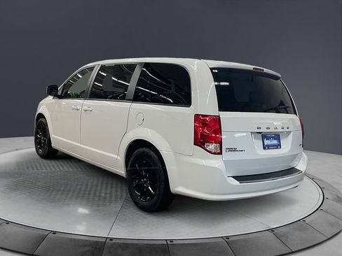 Used 2020 Dodge Grand Caravan GT FWD image 3