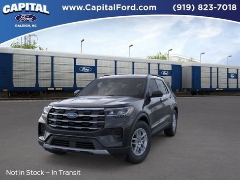New 2026 Ford Explorer Active RWD image 2