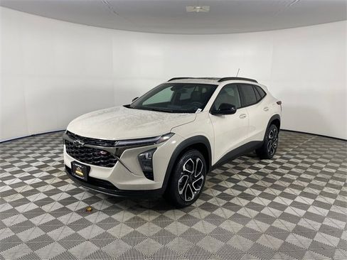 New 2026 Chevrolet Trax RS w/ Sunroof Package image 1