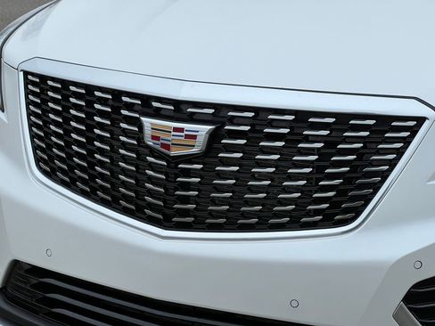 Used 2023 Cadillac XT5 Premium Luxury image 43