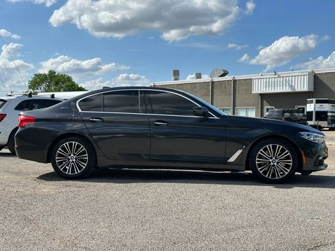 Used 2018 BMW 530e w/ Premium Package 2 image 8