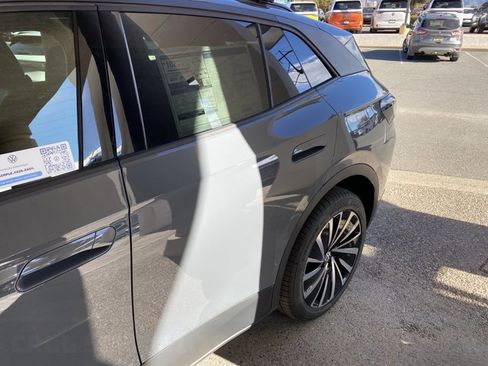 New 2026 Volkswagen ID.4 Pro AWD/4WD image 48