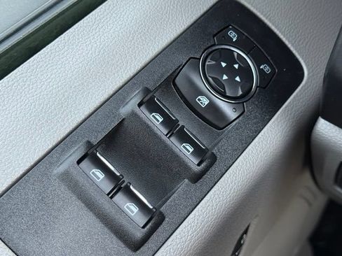 Used 2019 Ford F150 XL w/ Equipment Group 101A Mid AWD/4WD image 18