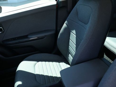 Used 2025 Kia K4 EX FWD image 20