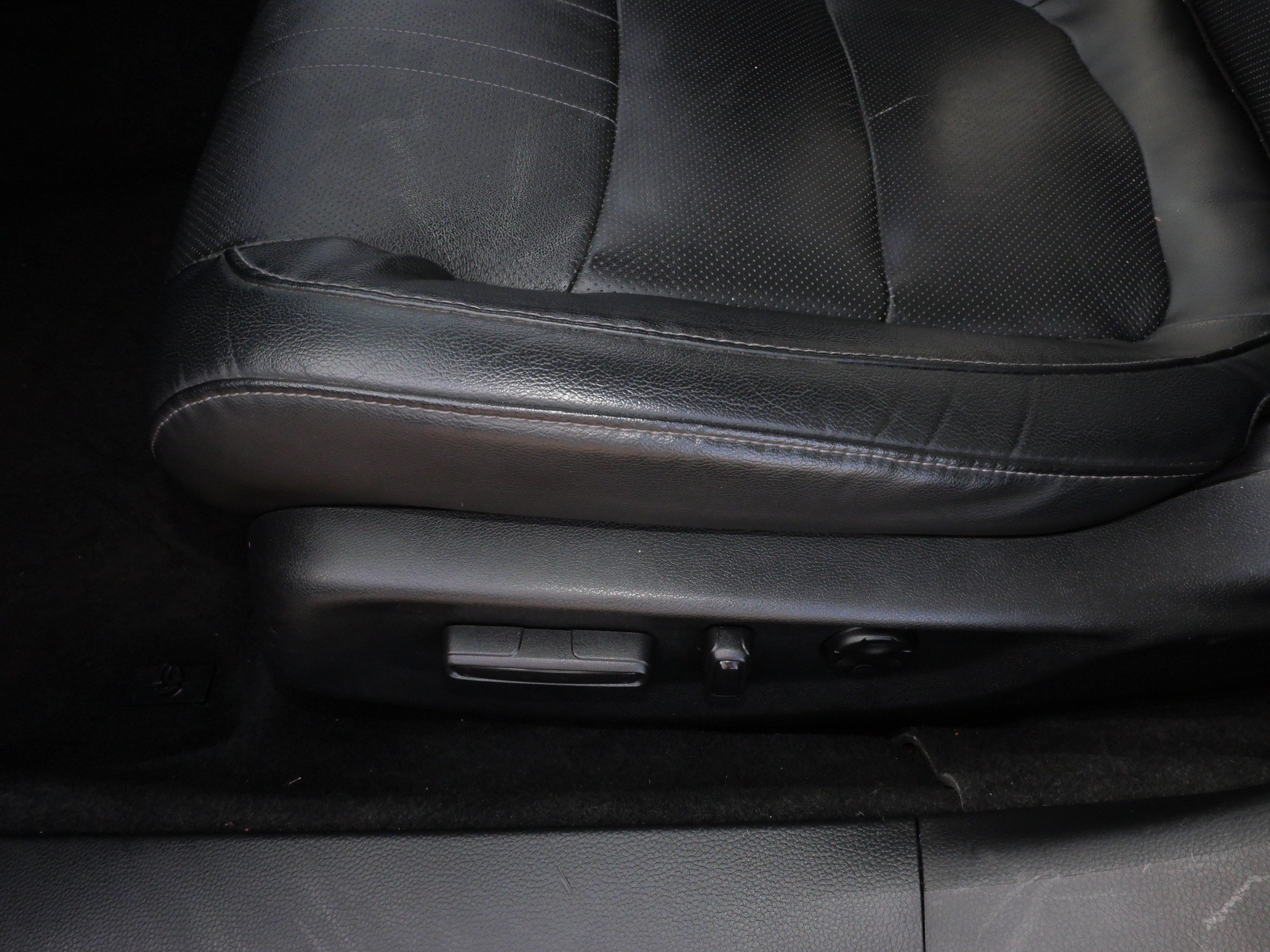Certified 2018 Honda Accord EX-L image 16