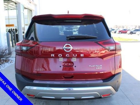 Used 2021 Nissan Rogue Platinum image 7