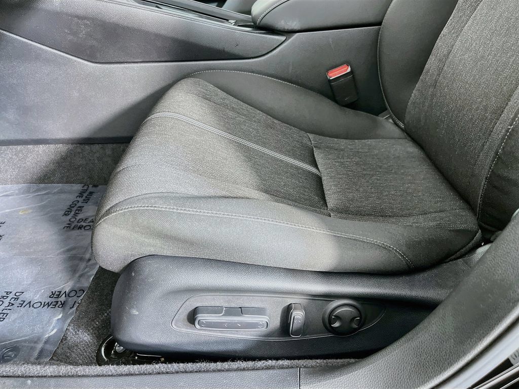 Used 2024 Honda Accord Sport image 23