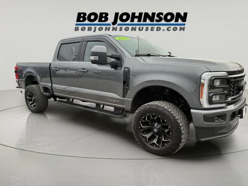 Used 2023 Ford F250 Lariat w/ Lariat Ultimate Package AWD/4WD image 1