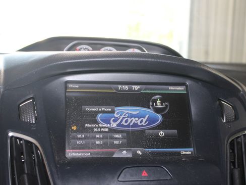Used 2015 Ford Focus ST w/ Equipment Group 401A image 16