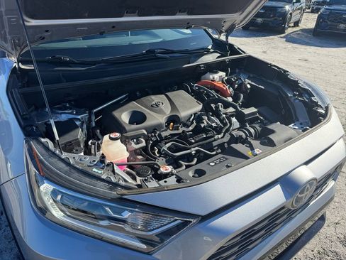 Used 2021 Toyota RAV4 XSE AWD/4WD image 29