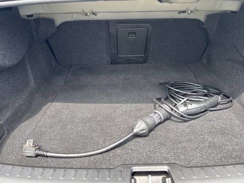 Used 2022 Volvo S60 T8 R-Design Expression w/ Advanced Package image 10