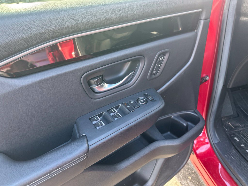 Used 2025 Honda Pilot EX-L image 12