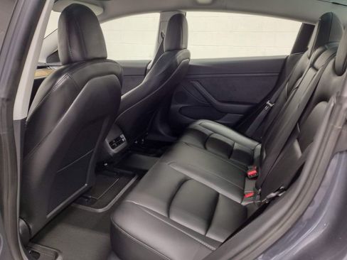 Used 2023 Tesla Model 3 Standard Range image 23