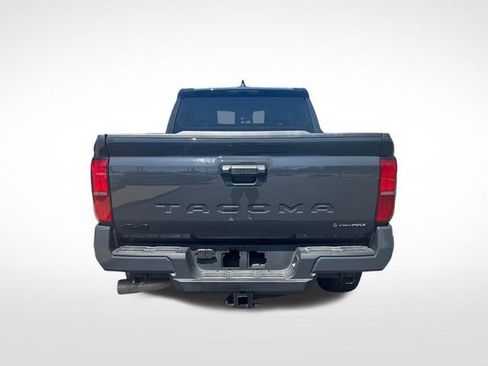 Used 2026 Toyota Tacoma TRD Off-Road AWD/4WD image 4