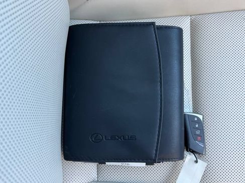 Used 2025 Lexus ES 350 w/ Premium Package FWD image 59