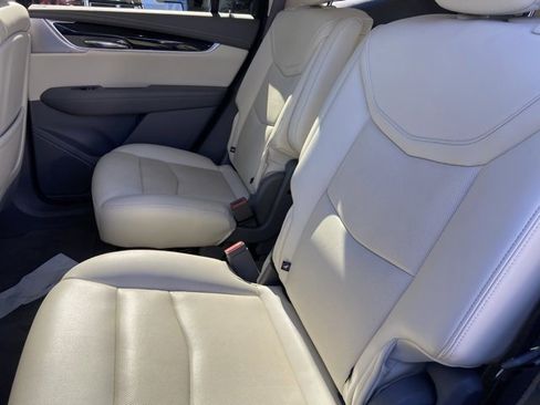 Certified 2023 Cadillac XT6 Premium Luxury image 28