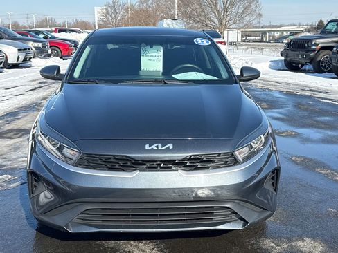 Used 2022 Kia Forte LXS image 8