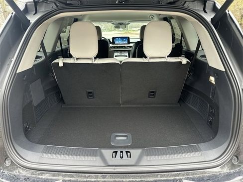 New 2026 Lincoln Aviator Premiere image 25