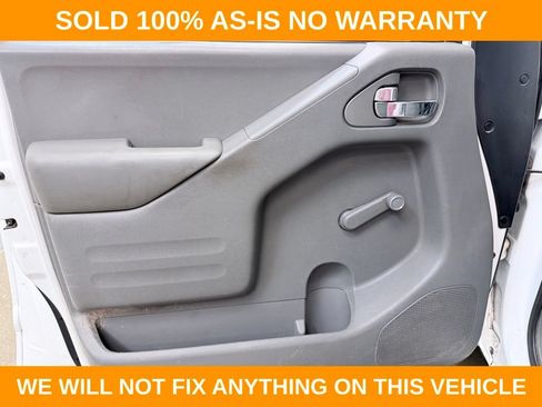 Used 2015 Nissan Frontier S RWD image 10
