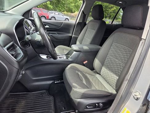 Used 2019 Chevrolet Equinox LT FWD image 9