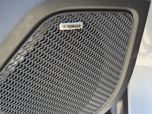 New 2026 Mitsubishi Outlander LE FWD image 14