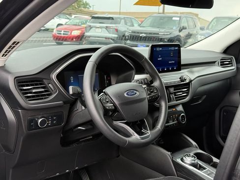 Used 2024 Ford Escape Active AWD/4WD image 26