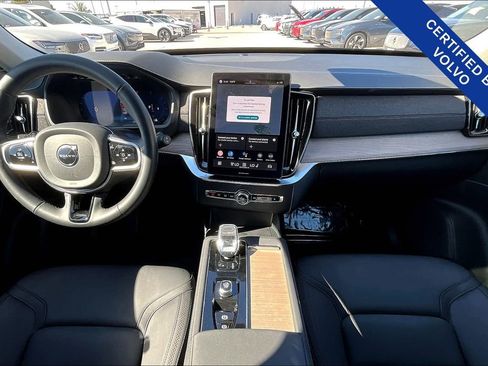 Used 2025 Volvo XC90 B6 Plus image 20