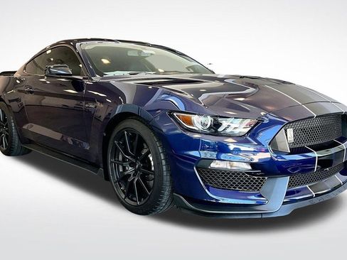 Used 2018 Ford Mustang Shelby GT350 w/ Convenience Package RWD image 12