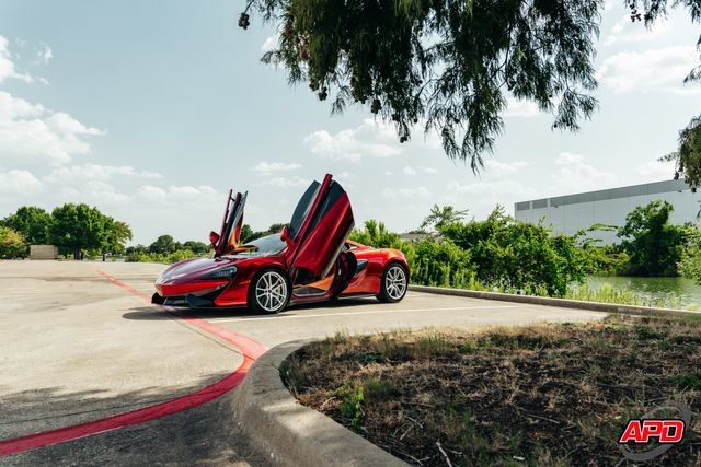 Used 2016 McLaren 570S Coupe RWD image 25