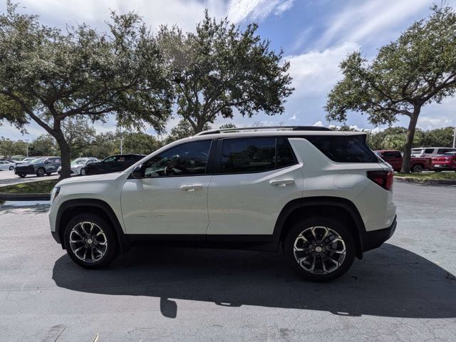 Used 2026 GMC Terrain Elevation w/ Elevation Premium Package FWD image 6