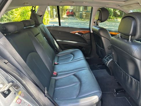 Used 2008 Mercedes-Benz E 350 4MATIC Wagon image 28