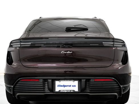 Used 2024 Porsche Macan Turbo Electric AWD/4WD image 6