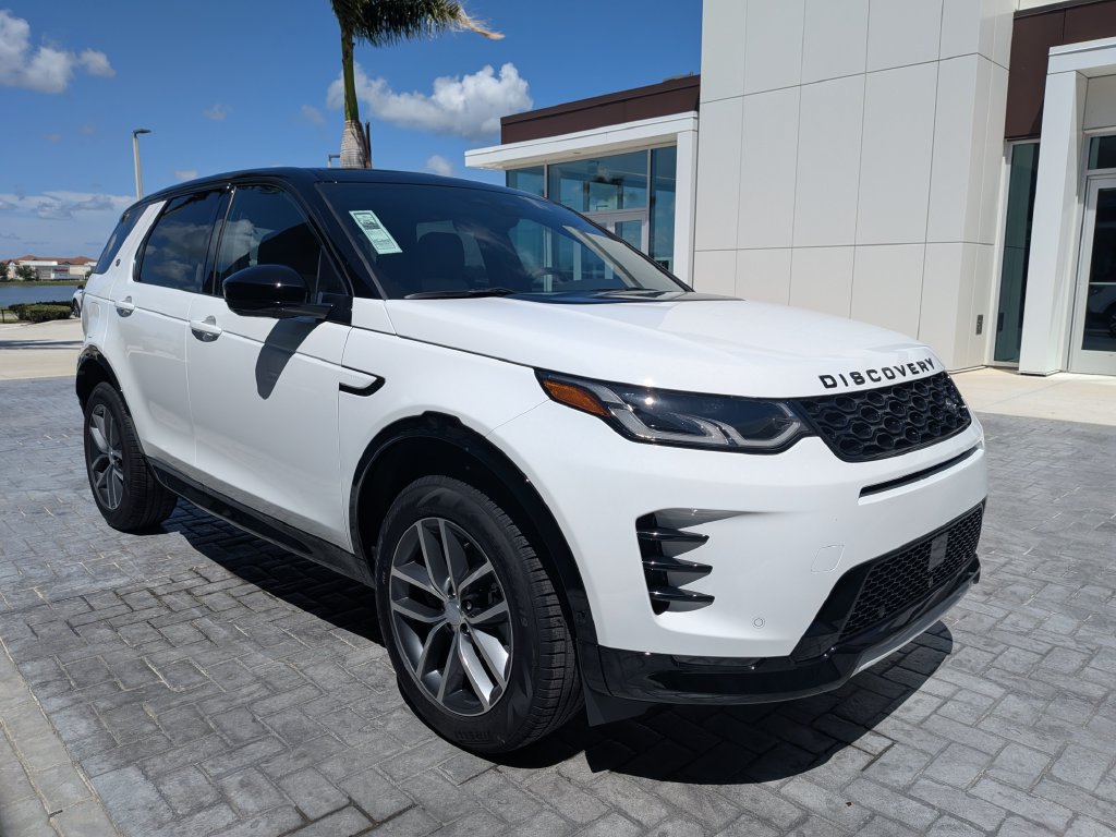 New 2026 Land Rover Discovery Sport Landmark AWD/4WD image 6