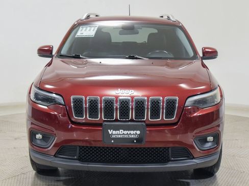 Used 2019 Jeep Cherokee Latitude Plus w/ Cold Weather Group FWD image 6