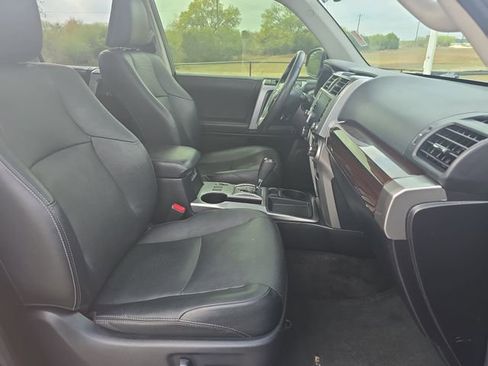 Used 2021 Toyota 4Runner Limited image 10