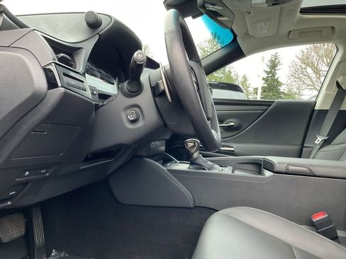 Used 2024 Lexus ES 250 250 image 22