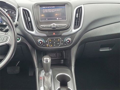 Used 2021 Chevrolet Equinox LT image 28