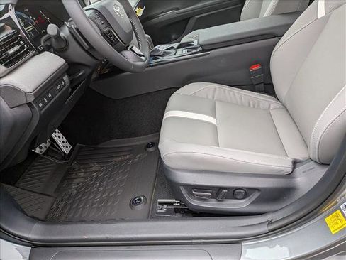 New 2026 Toyota Camry SE image 4