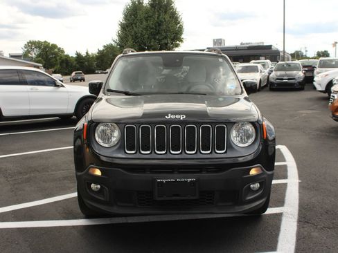 Used 2015 Jeep Renegade Latitude w/ Popular Equipment Group AWD/4WD image 12