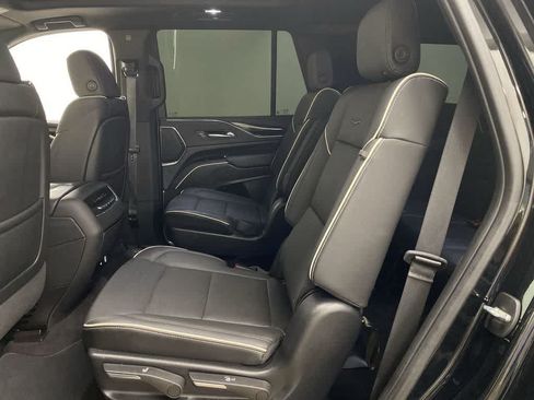 Used 2023 Cadillac Escalade Sport w/ LPO, ONYX Package AWD/4WD image 17