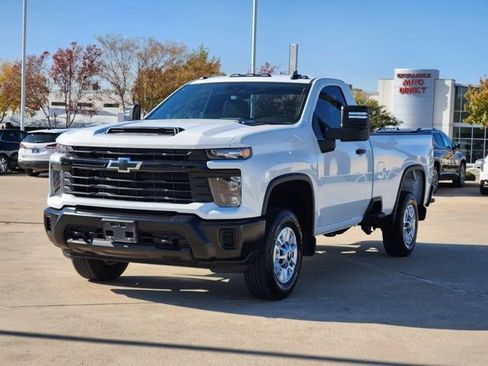 Used 2025 Chevrolet Silverado 2500 W/T image 11